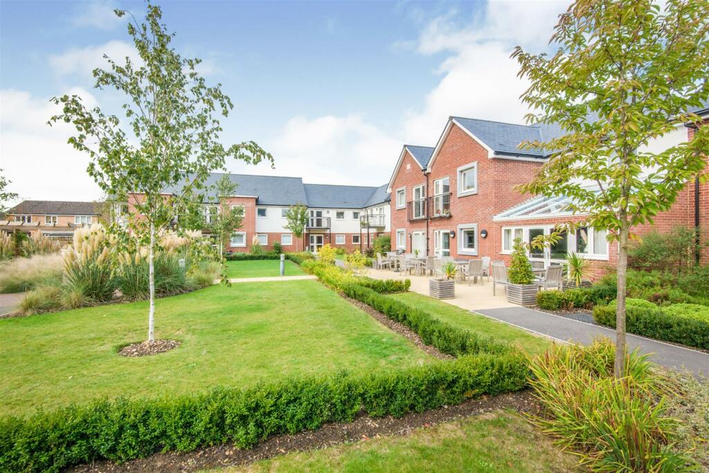 1 bedroom apartment for sale in Hillier Court, Botley Road, Romsey