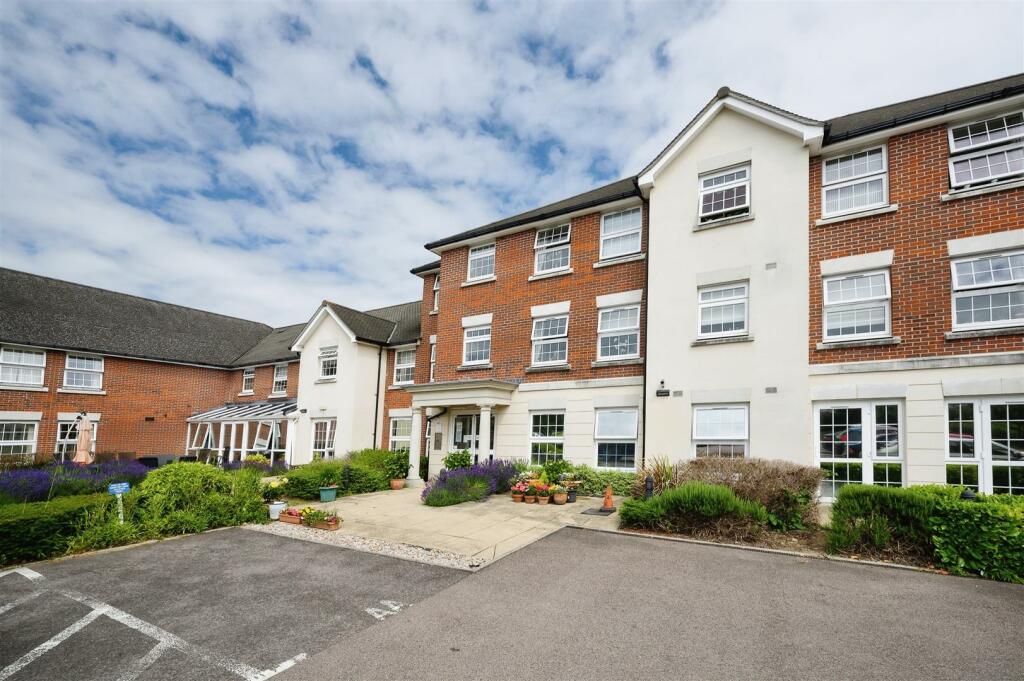 Additional property image - Weighbridge Court, 301 High Street, Chipping Ongar, Essex, CM5 9FD