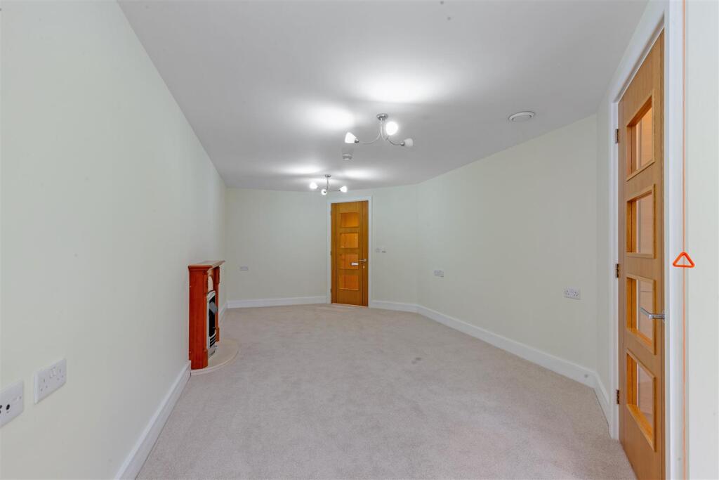 Additional property image - Weighbridge Court, 301 High Street, Chipping Ongar, Essex, CM5 9FD