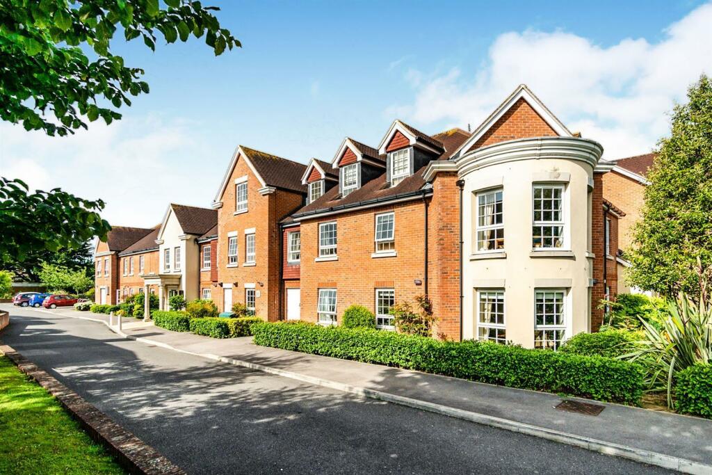 1 bedroom apartment for sale in Claridge House, Church Street