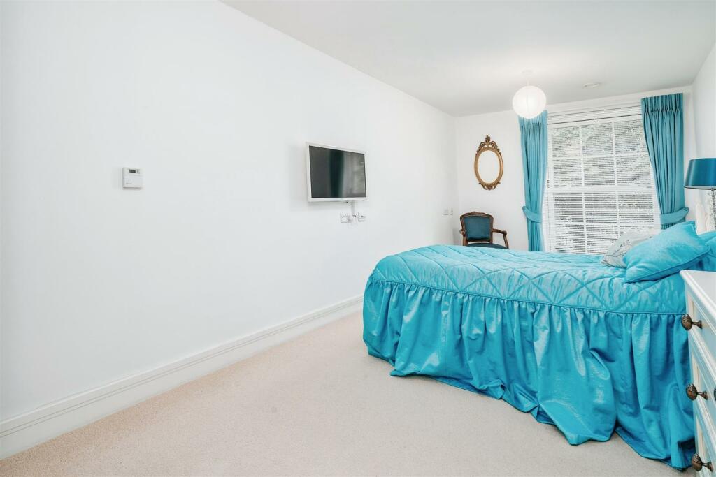 Additional property image - Peel Court, College Way, Welwyn Garden City, Hertfordshire, AL8 6DG