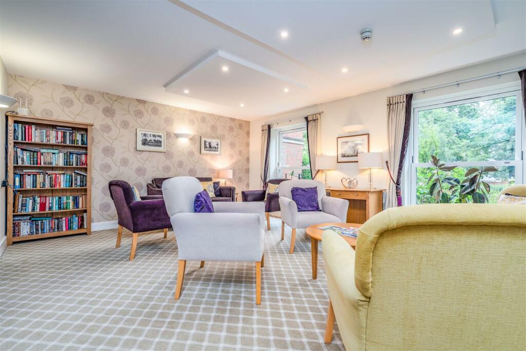 Additional property image - Peel Court, College Way, Welwyn Garden City, Hertfordshire, AL8 6DG