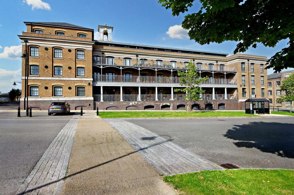 1 bedroom apartment for sale in Bowes Lyon Court, Poundbury, Dorchester