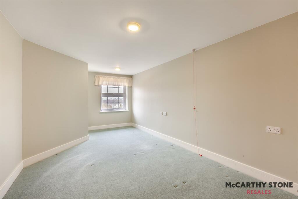 Additional property image - Weighbridge Court, 301 High Street, Chipping Ongar, Essex, CM5 9FD