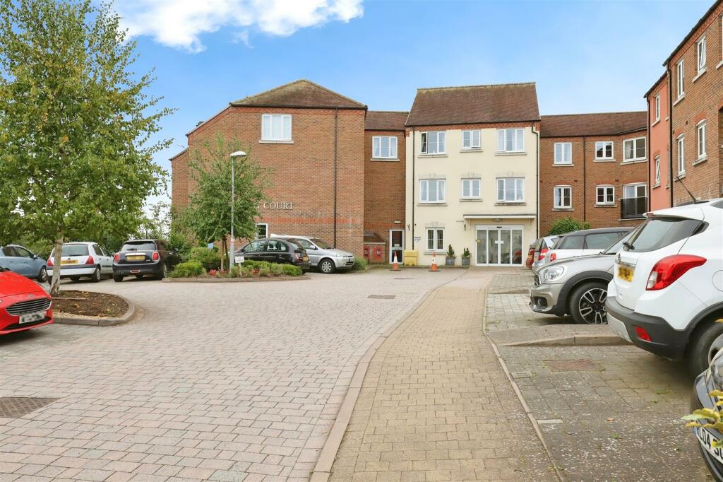 1 bedroom apartment for sale in Talbot Court, Salop Street, Bridgnorth