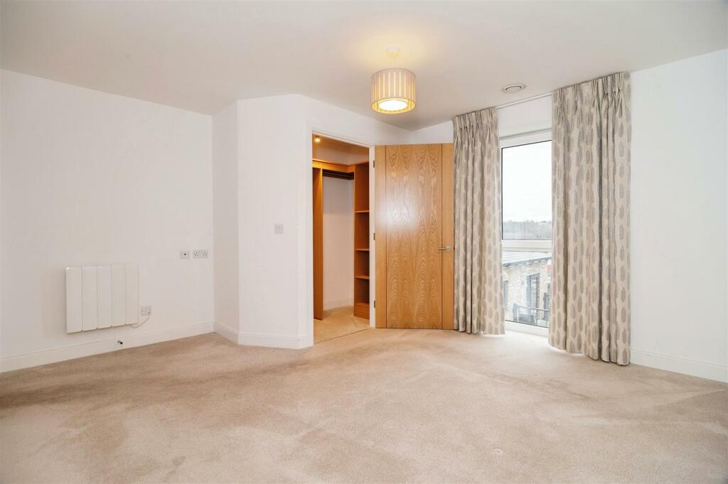 Additional property image - Miami House, Princes Road, Chelmsford, Essex, CM2 9GE