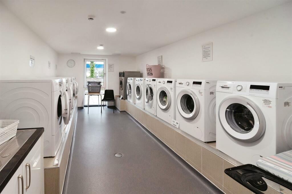 Additional property image - Miami House, Princes Road, Chelmsford, Essex, CM2 9GE