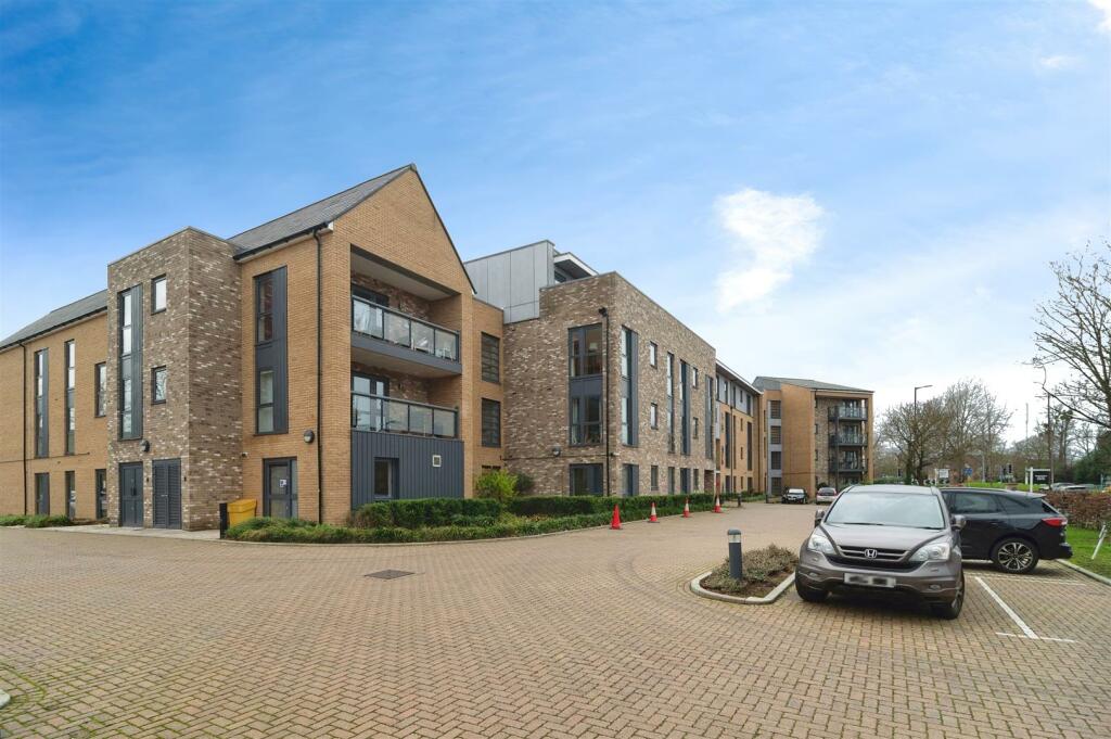 Additional property image - Miami House, Princes Road, Chelmsford, Essex, CM2 9GE