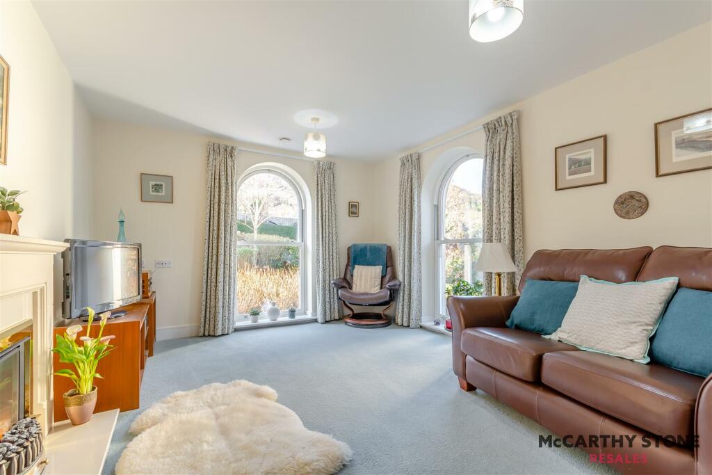 2 bedroom apartment for sale in Cartwright Court, 2 Victoria Road