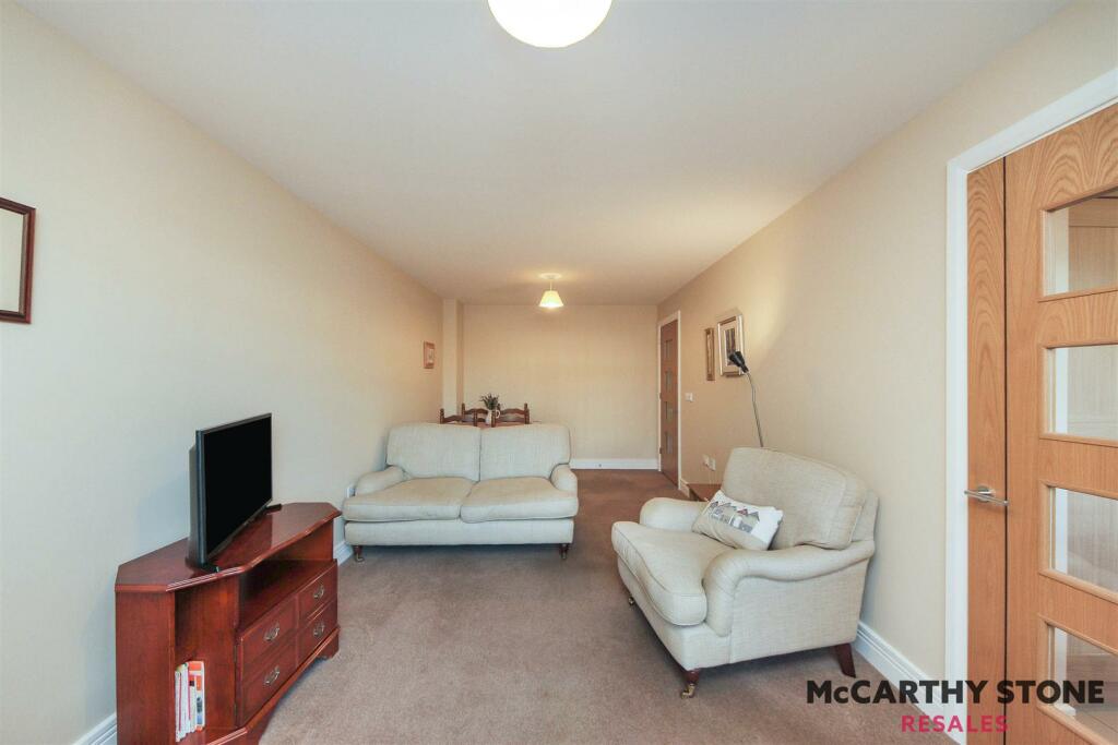 Additional property image - Arden Grange, 1649 High Street, Knowle, Solihull, B93 0LL