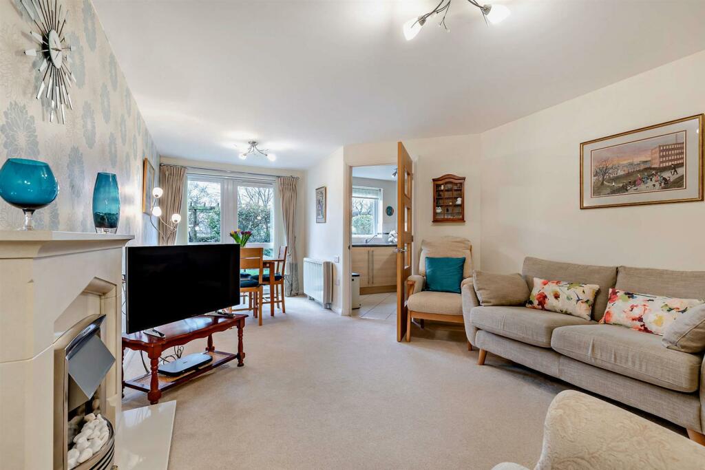 2 bedroom apartment for sale in Hanna Court, 195199 Wilmslow Road