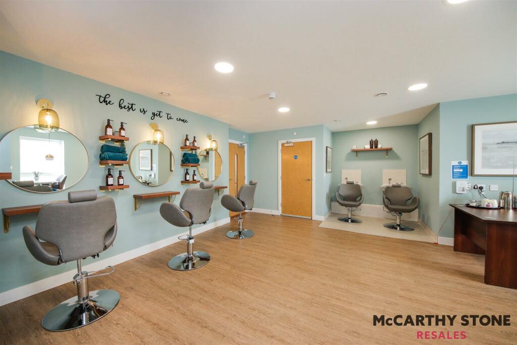 Additional property image - 30 Wheatley Place, Connaught Close, Solihull