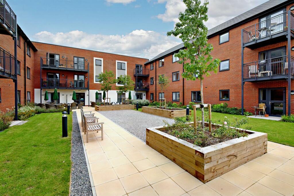 1 bedroom apartment for sale in Pym Court, Bewick Avenue, Topsham