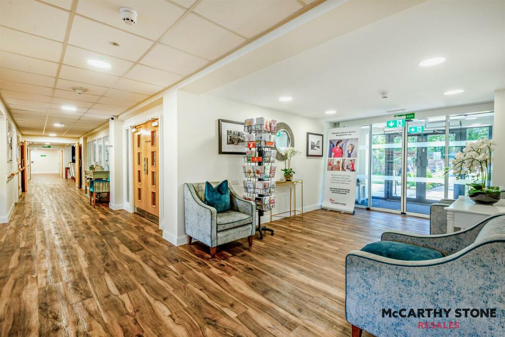 Additional property image - Miami House, Princes Road, Chelmsford, Essex, CM2 9GE