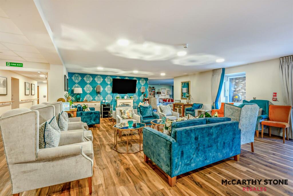 Additional property image - Miami House, Princes Road, Chelmsford, Essex, CM2 9GE
