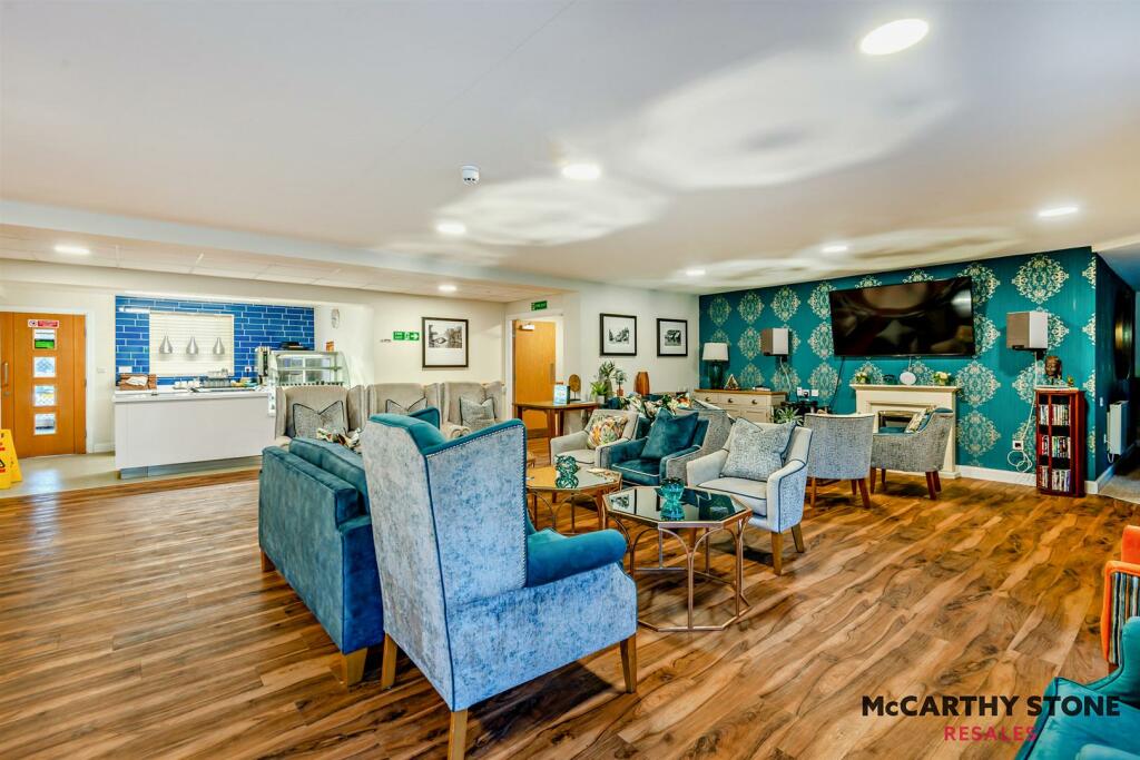 Additional property image - Miami House, Princes Road, Chelmsford, Essex, CM2 9GE