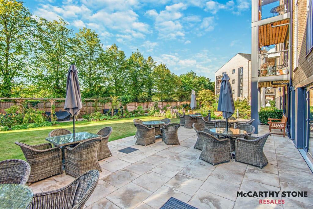 Additional property image - Miami House, Princes Road, Chelmsford, Essex, CM2 9GE