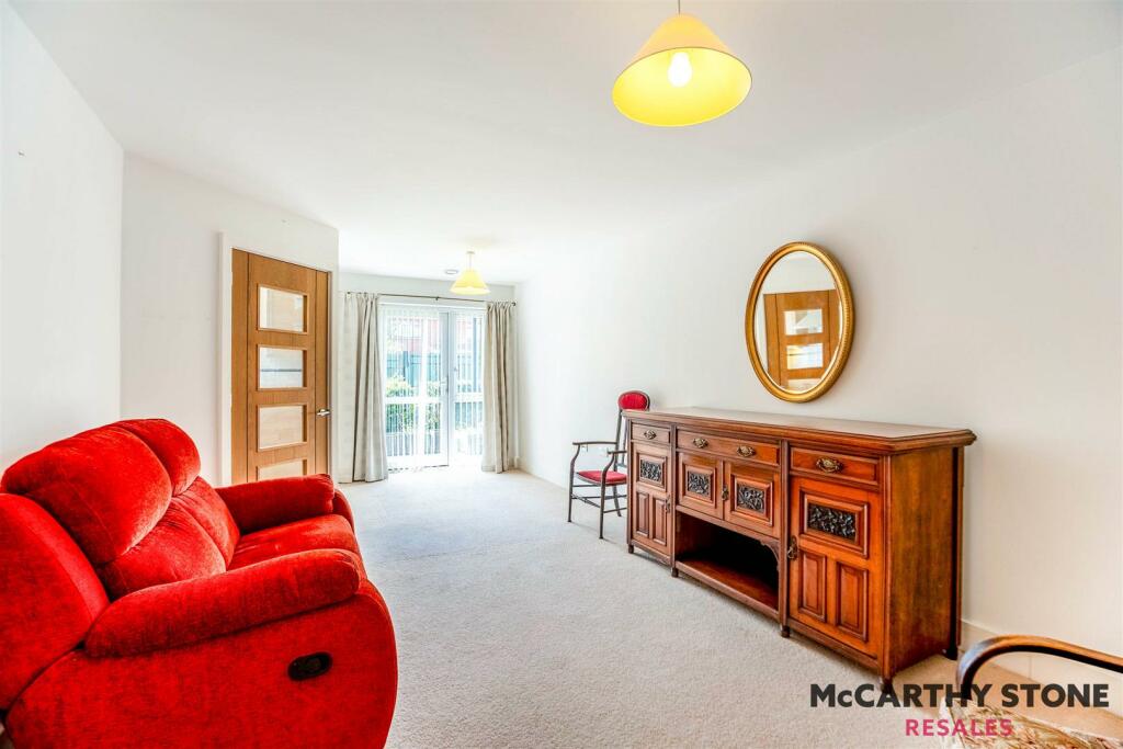 Additional property image - Limpsfield Road, South Croydon