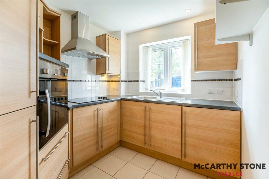 Additional property image - Limpsfield Road, South Croydon