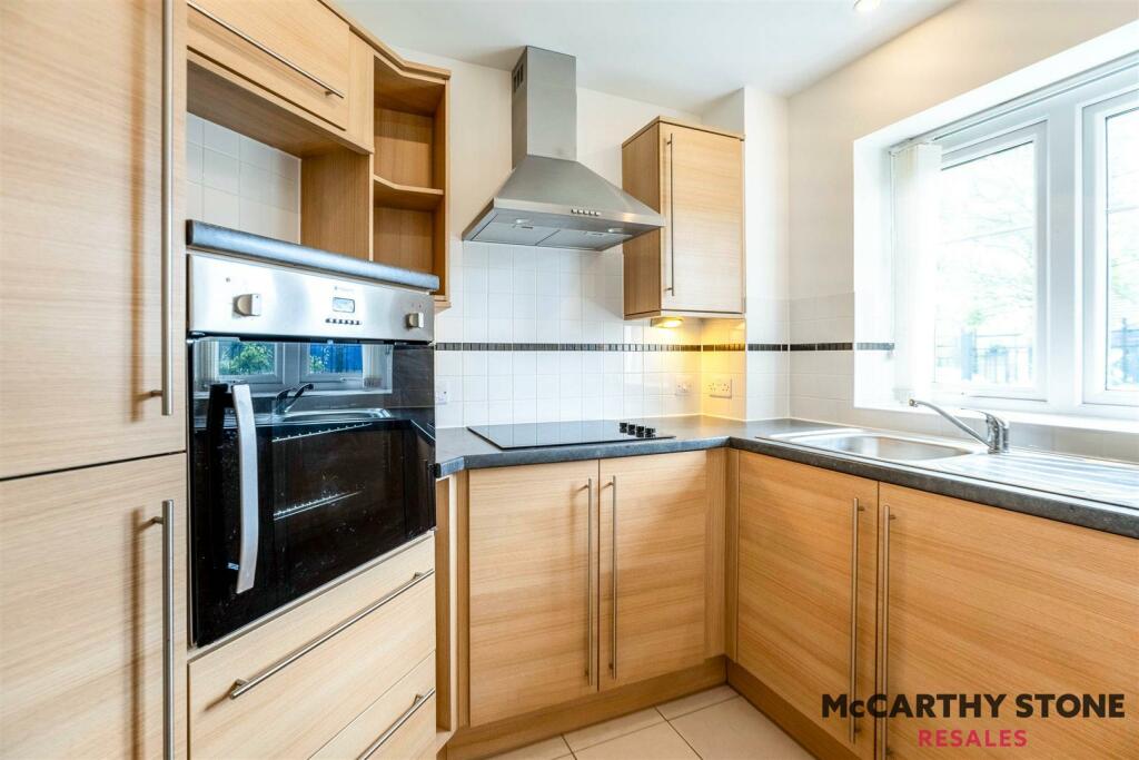 Additional property image - Limpsfield Road, South Croydon