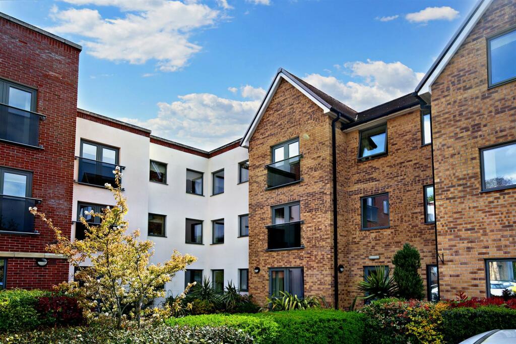 1 bedroom apartment for sale in Wellingborough Road, Northampton, NN3
