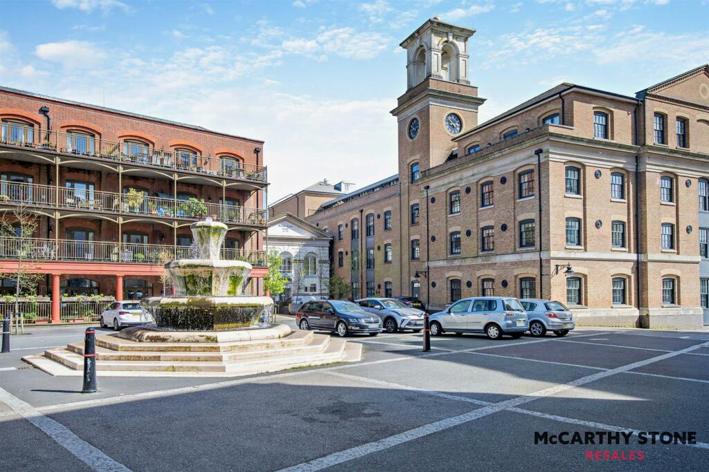 1 bedroom apartment for sale in Bowes Lyon Court, Poundbury, Dorchester