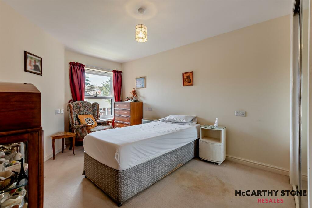 Additional property image - Sanderling Court, Wimborne Road, Bournemouth, BH2 6NB