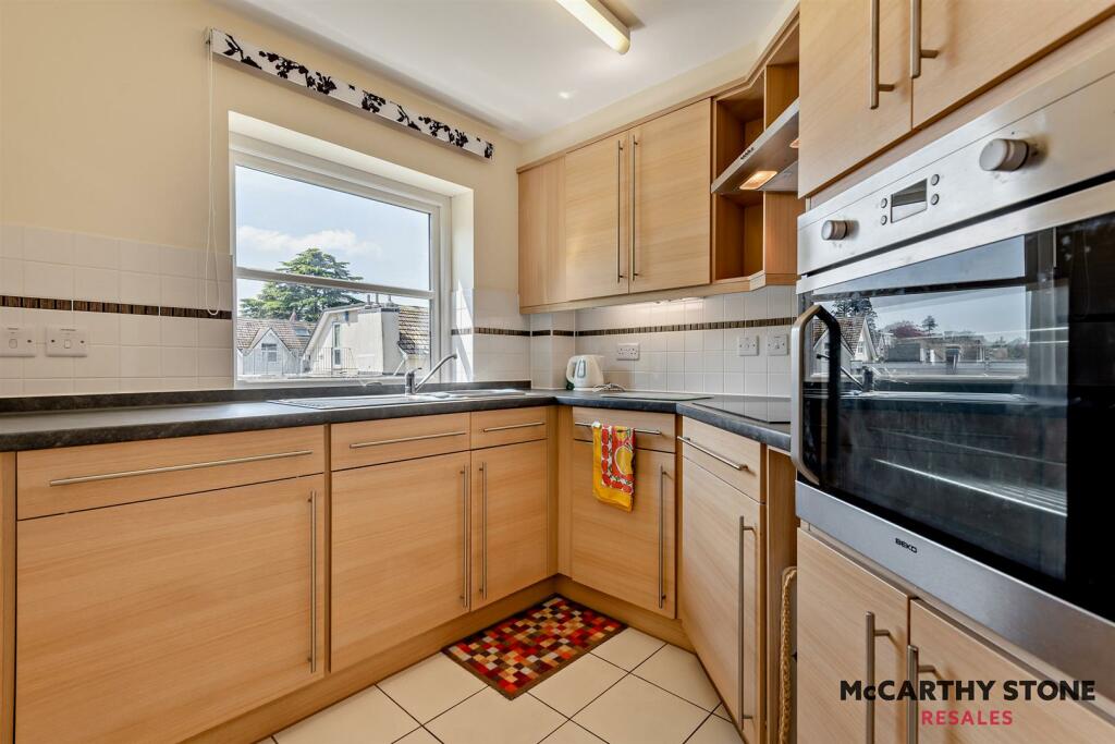 Additional property image - Sanderling Court, Wimborne Road, Bournemouth, BH2 6NB