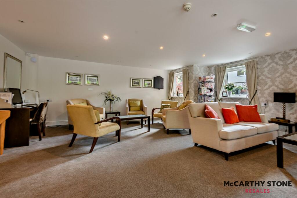 Additional property image - Sanderling Court, Wimborne Road, Bournemouth, BH2 6NB