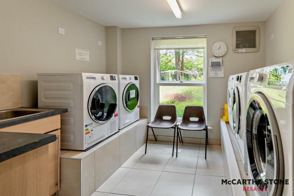 Additional property image - Sanderling Court, Wimborne Road, Bournemouth, BH2 6NB