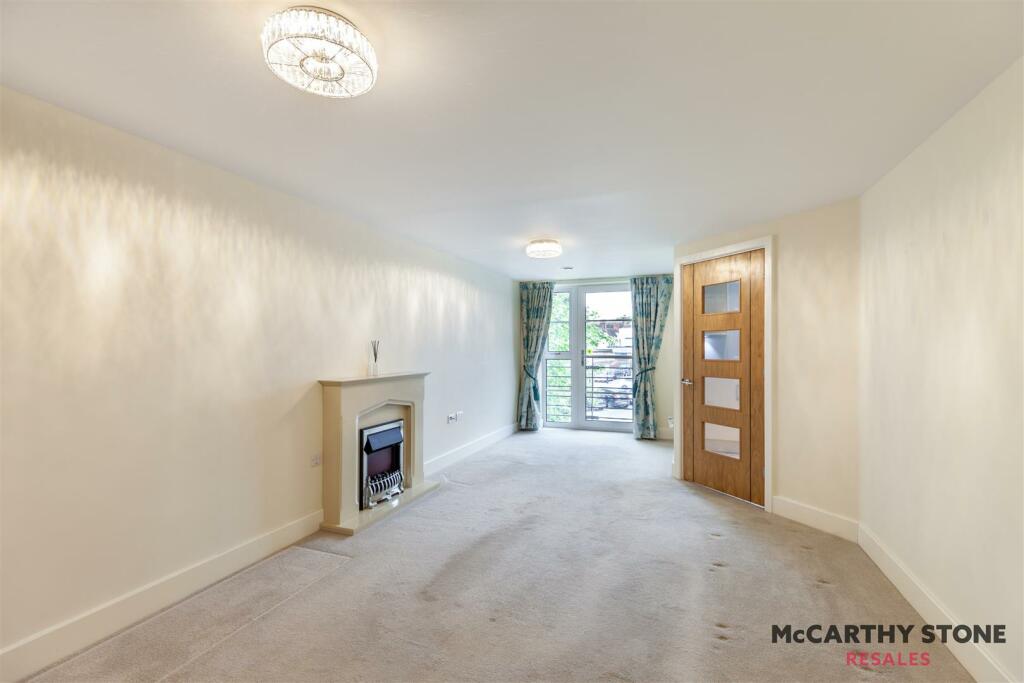 Additional property image - Lawrence Place, White Horse Lane, Maldon