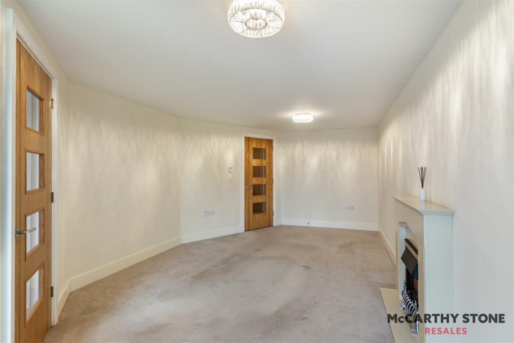 Additional property image - Lawrence Place, White Horse Lane, Maldon