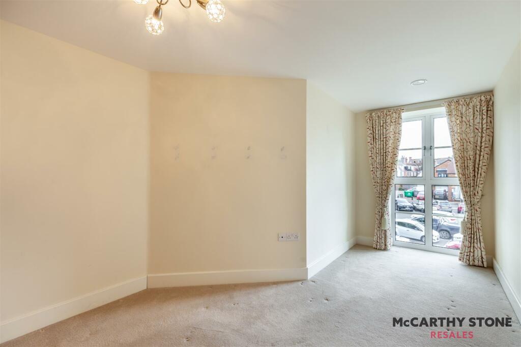 Additional property image - Lawrence Place, White Horse Lane, Maldon