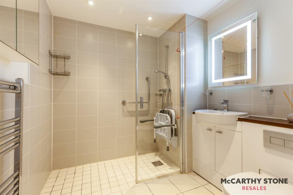 Additional property image - Lawrence Place, White Horse Lane, Maldon
