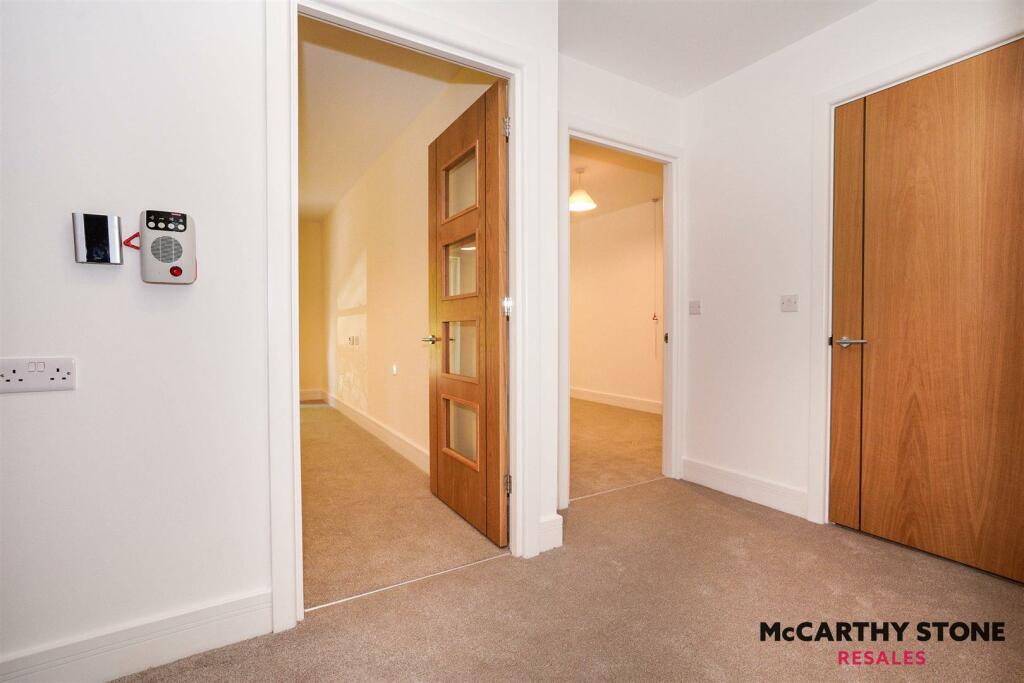 Additional property image - Peel Court, College Way, Welwyn Garden City, Hertfordshire, AL8 6DG