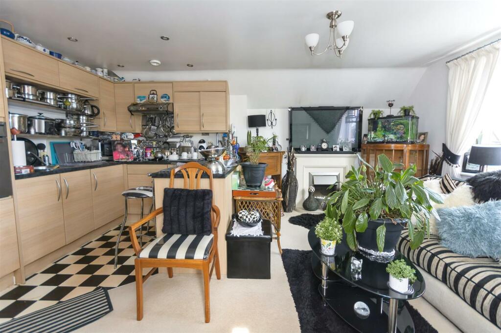 Additional property image - Lorne Court, school road, Moseley, Birmingham