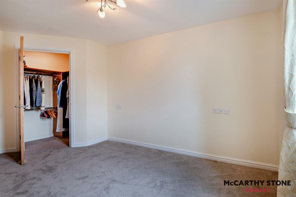 Additional property image - Barnhill Court, Barnhill Road, Chipping Sodbury, Bristol