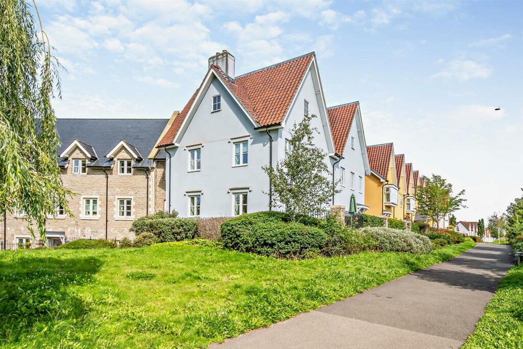 Additional property image - Barnhill Court, Barnhill Road, Chipping Sodbury, Bristol