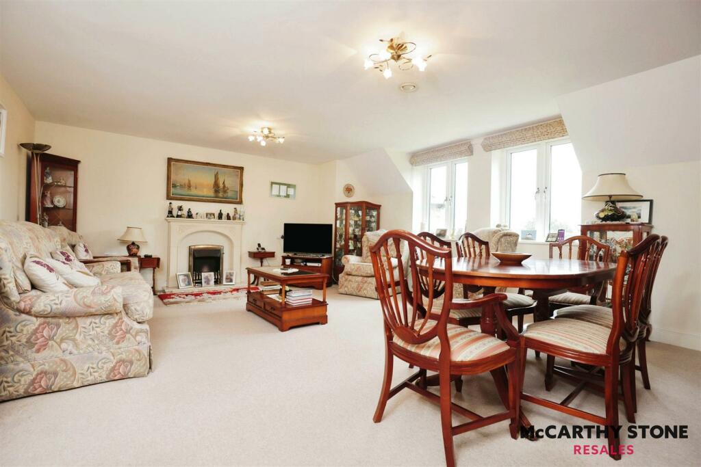 Additional property image - Salmon Court, Stratford Road, Wellesbourne, CV35 9SF