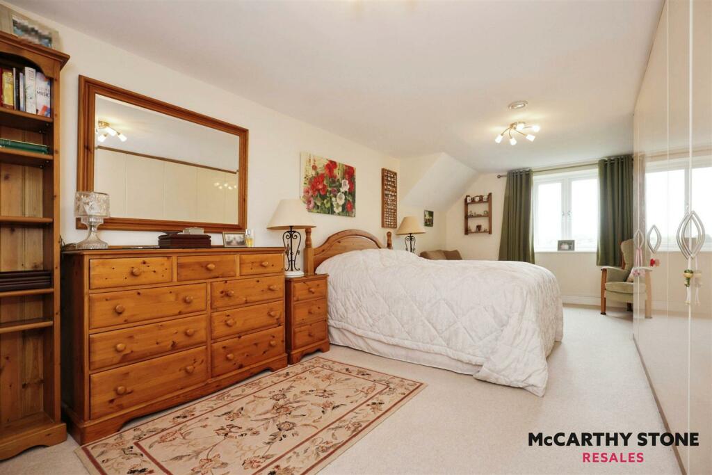 Additional property image - Salmon Court, Stratford Road, Wellesbourne, CV35 9SF