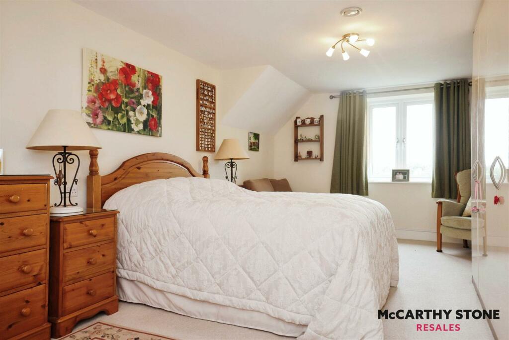 Additional property image - Salmon Court, Stratford Road, Wellesbourne, CV35 9SF