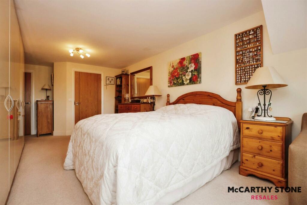 Additional property image - Salmon Court, Stratford Road, Wellesbourne, CV35 9SF