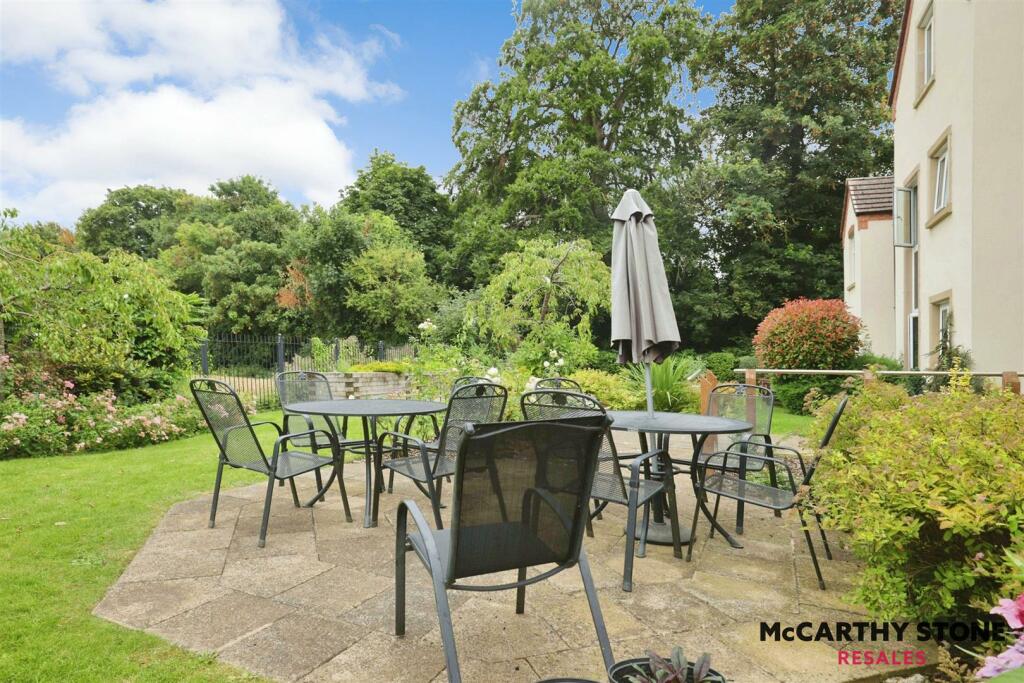Additional property image - Salmon Court, Stratford Road, Wellesbourne, CV35 9SF