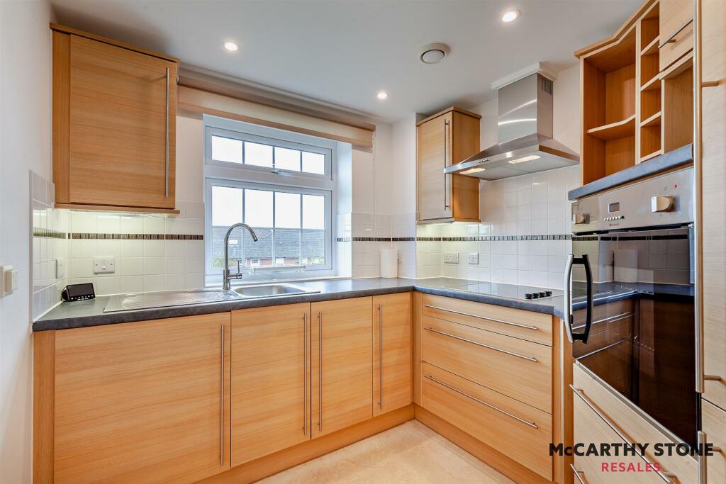 Additional property image - Weighbridge Court, 301 High Street, Chipping Ongar, Essex, CM5 9FD
