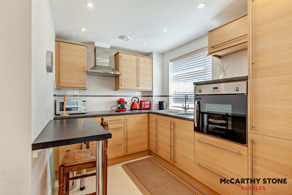 Additional property image - Weighbridge Court, 301 High Street, Chipping Ongar, Essex, CM5 9FD