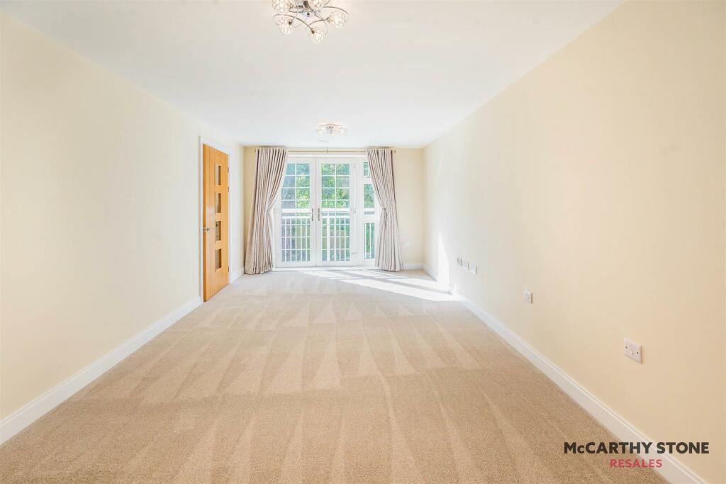 Additional property image - Brueton Place, 218 - 220 Blossomfield Road, Solihull, B91 1PT