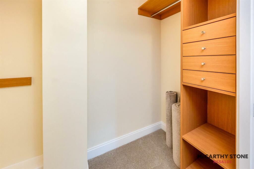 Additional property image - Brueton Place, 218 - 220 Blossomfield Road, Solihull, B91 1PT