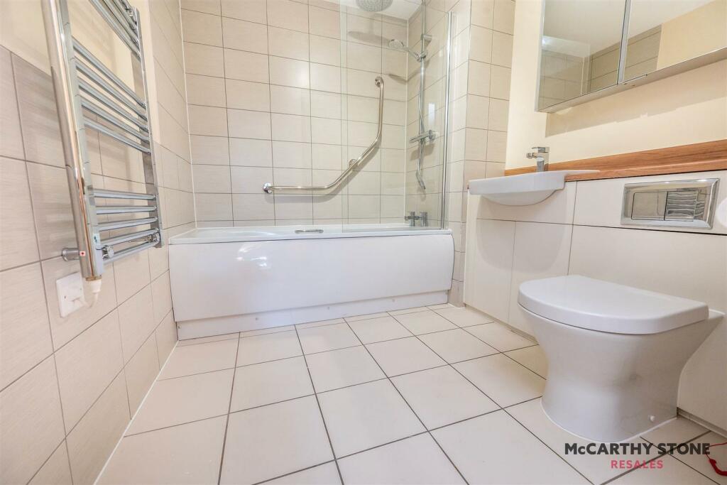 Additional property image - Brueton Place, 218 - 220 Blossomfield Road, Solihull, B91 1PT
