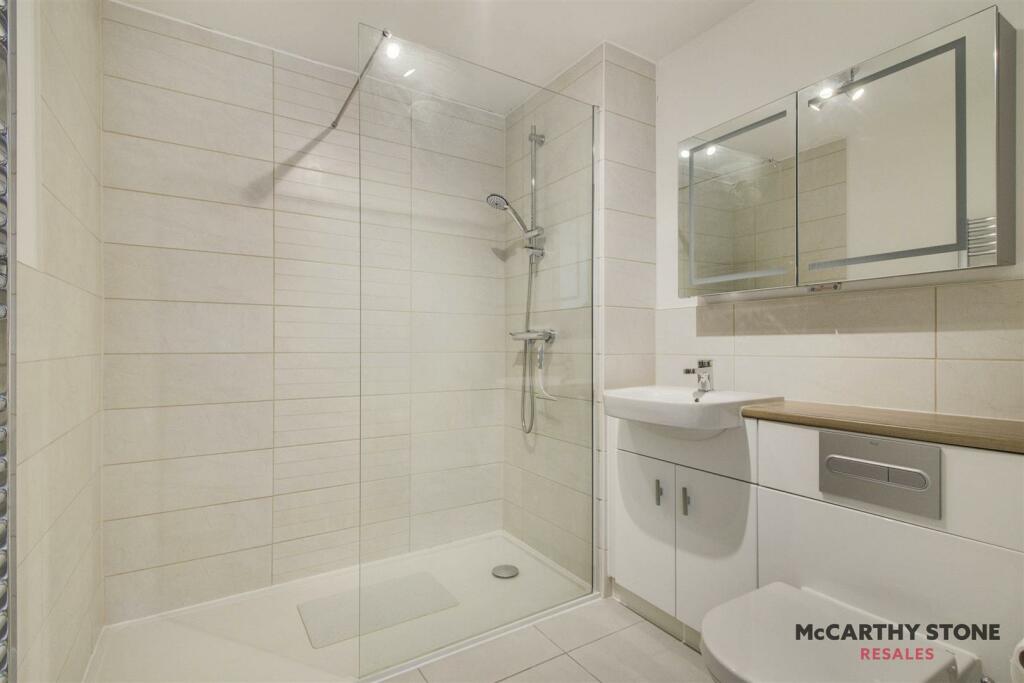Additional property image - Great North Road, Hatfield