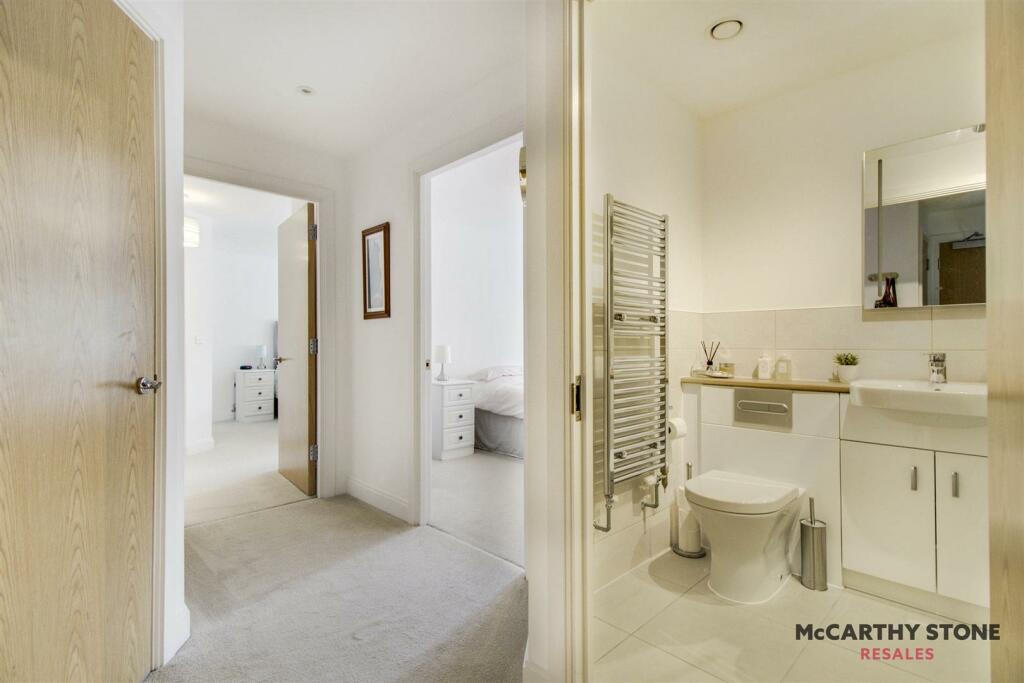 Additional property image - Great North Road, Hatfield